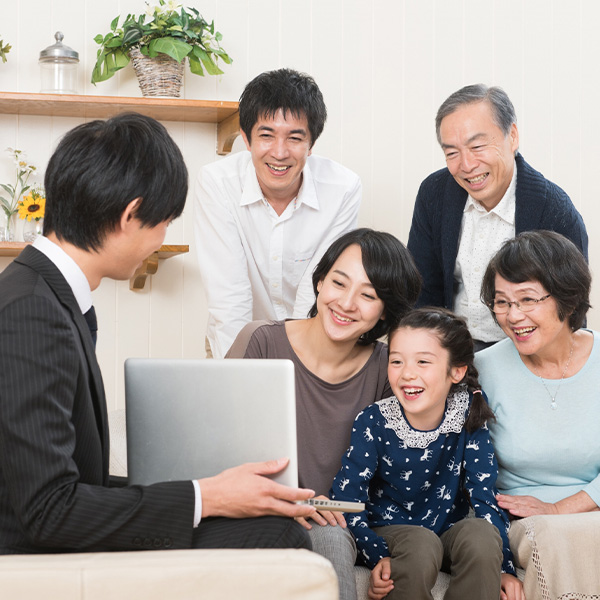 プロのスタッフがお伺いいたします。